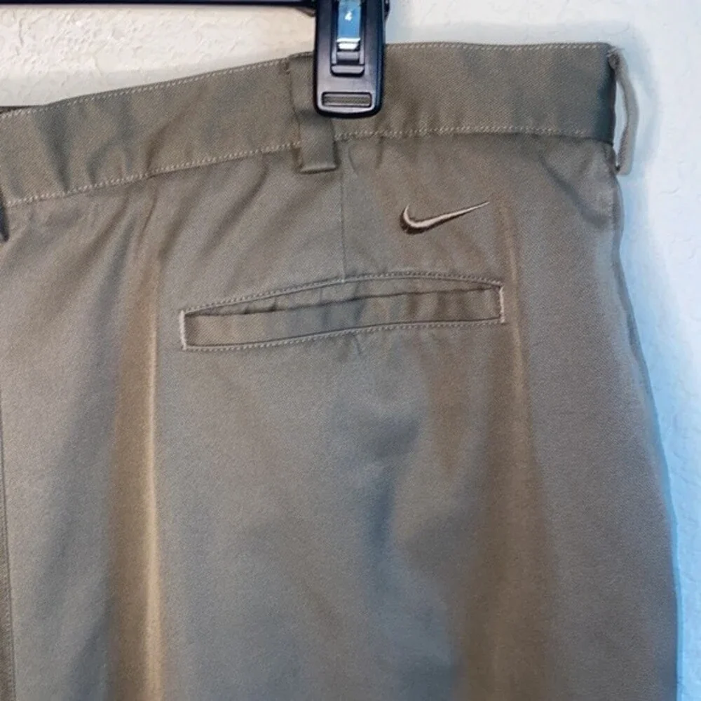 Nike golf shorts Dri fit brown 38 pockets sport Athletic mens EUC - Picture 5 of 7